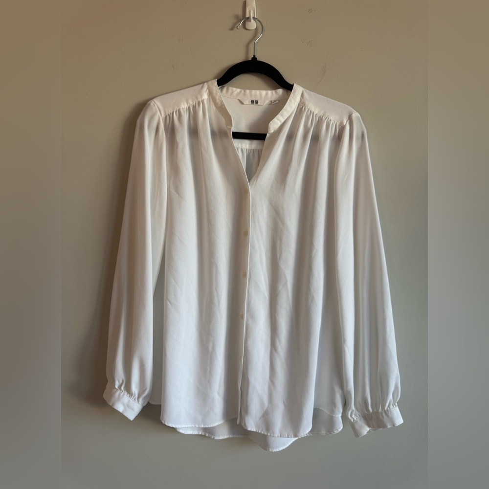 NWOT Uniqlo Long Sleeve Collarless White Button Up Casual Office Blouse